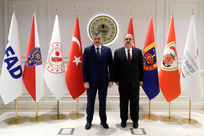 Bakan Çiftçi, Ankara Valisi Canbolat'ı kabul etti 