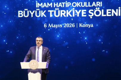 Bakan Tekin: Evlatlarımızı ekranların insafına terk etmemeliyiz