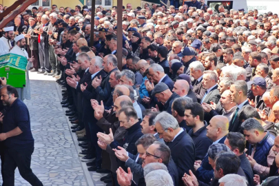 Çığ altındaki cansız bedenine 125 gün sonra ulaşılan çoban toprağa verildi
