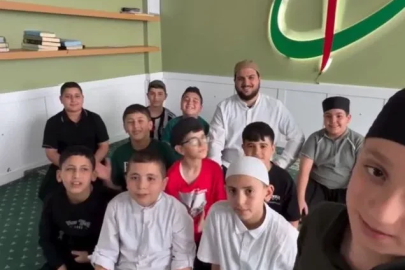 Bakan Çiftçi'den hafız adaylarına yemek jesti