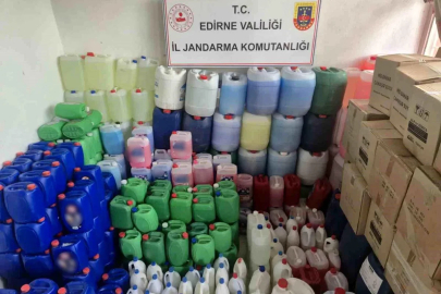 Edirne’de 4 bin 613 litre sahte sıvı deterjan ve ham maddesi ele geçirildi 