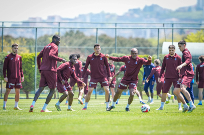 Trabzonspor, Beşiktaş maçı için İstanbul’a gitti