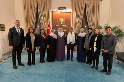 'Barış Anneleri'nden AK Parti'ye ziyaret