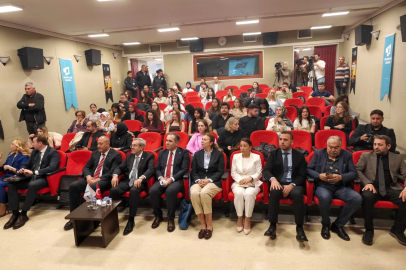 Ankara'da '15 Temmuz Manşetleri Gazetecilik Atölyesi'