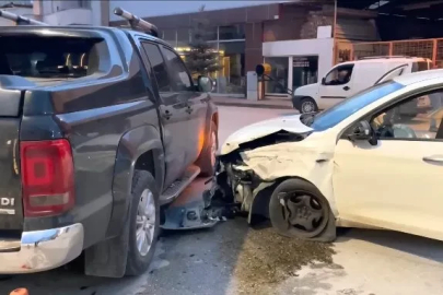 Çorum'da 3 aracın karıştığı zincirlemede kazada 1 kişi yaralandı