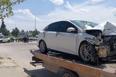 Gaziantep’te TIR ile otomobil çarpıştı: 1 ölü, 4 yaralı 