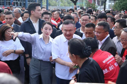 Eski Tayland Başbakanı Thaksin Şinavatra şartlı tahliye edildi