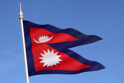 Nepal'de yolcu otobüsü şarampole yuvarlandı: 4 ölü, 26 yaralı