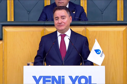 Babacan: Siyasette kalite çok düştü