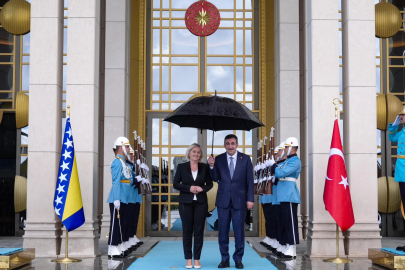 Cumhurbaşkanı Yardımcısı Yılmaz, Bosna Hersek Başbakanı Krişto ile görüştü