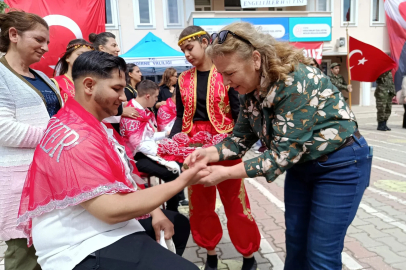 Edirne'de engelli bireylere temsili asker uğurlama töreni