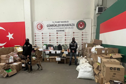 Kapıkule'de TIR'da uyuşturucu ve çok sayıda kaçak sigara malzemeleri ele geçirildi