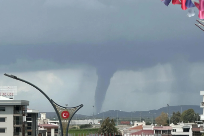 İzmir'de hortum oluştu