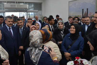 Bakan Çiftçi, Erzurum'da
