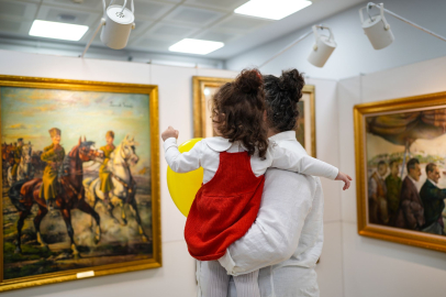 İş Sanat Anadolu Sergileri