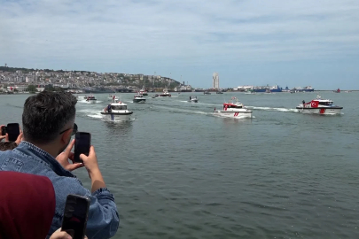Samsun’da 19 Mayıs’a özel deniz geçit töreni ilgiyle izlendi