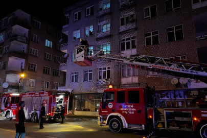 Kayseri’de 4 katlı binanın bodrumunda yangın