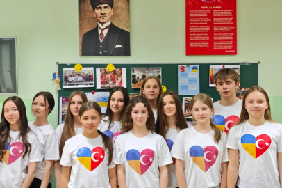 Kiev'de Ukraynalı öğrencilere Türkçe eğitim
