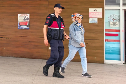Hamamda müşterinin kredi kartını çalıp alışveriş yapan 2 şüpheliden 1'i tutuklandı