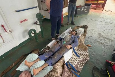 Marmara Denizi’nde gemide yaralanan personel tahliye edildi 