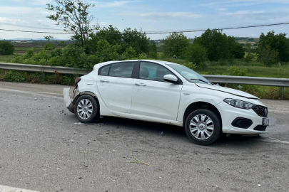 Çanakkale’de 2 otomobilin çarpıştı: 2 ölü, 3 yaralı