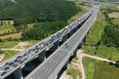 Kuzey Marmara Otoyolu’nun Kocaeli geçişinde bayram trafiği 