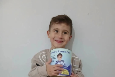 DMD’li Metehan için kurulan stanttaki bağış kutusundan para çalarken yakalandı