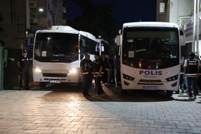 Buca Belediyesi'ne yönelik ‘yolsuzluk’ operasyonunda şüpheliler adliyede