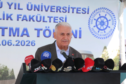 Binali Yıldırım: Denizcilikte Türk bayrağı kara listeden beyaz listeye geçti