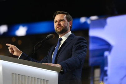 Vance: İsrail'in tutumuna bakılmaksızın İran’la diplomasi devam edecek