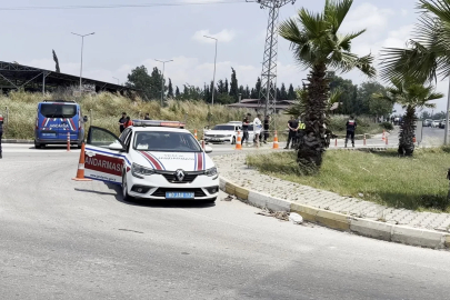 Cezaevi önünde 2 kişiyi vurup gasbettikleri otomobille kaçan 3 şüpheli yakalandı