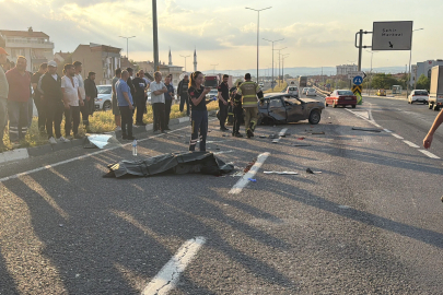 TIR’la çarpışan otomobil takla atıp karşı şeride geçti; 1 ölü, 2 yaralı