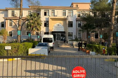 Evinin balkonundayken düğünde açılan ateşte göğsünden vurulan kadın öldü (2)