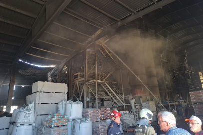 Ankara'da alçı fabrikasında yangın (2)