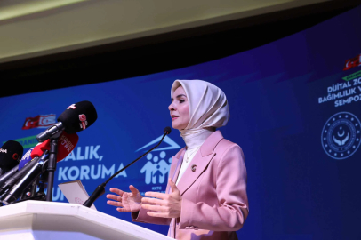 Bakan Göktaş, KKTC'de konuştu: Dijital ağları küresel dev tekellerin hakimiyetine terk edemeyiz