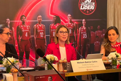 Filenin Sultanları’na hologram tribün desteği