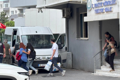 Seferihisar Belediyesi'ne operasyonda 7 şüpheli adliyede